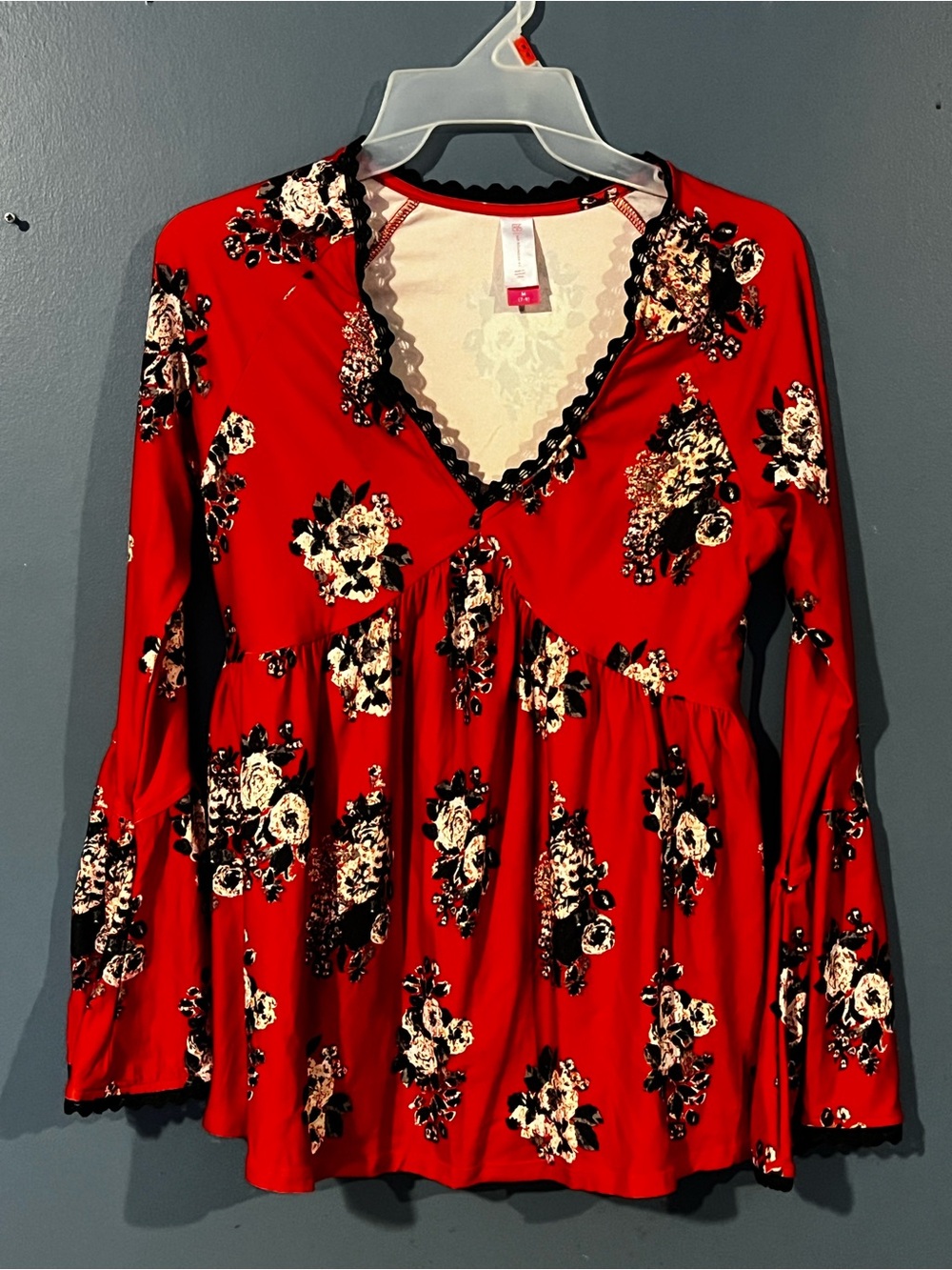No Boundaries Red-Trim Floral Top with Lace Accent